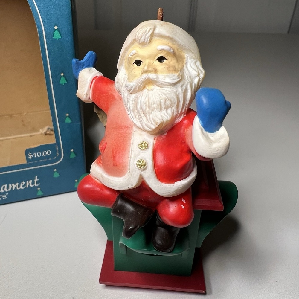Vintage Christmas ornament Hallmark City Lights Santa 1984 Hooks to Tree Lights
